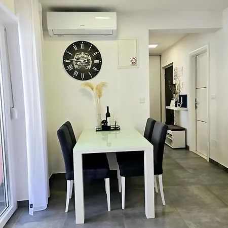 Punta Maka Apartman *
